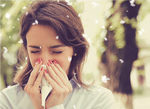 Allergies in children and adults. How to identify a viral infection during allergy season?